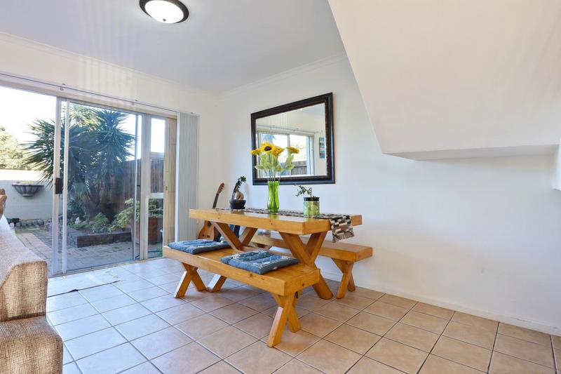 To Let 3 Bedroom Property for Rent in Parklands Western Cape